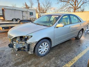 Toyota Camry LE 2.4L 4 2005