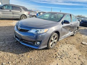 Toyota Camry SE 3.5L 6 2012