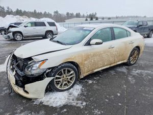 Nissan Maxima S 3.5L 6 2009