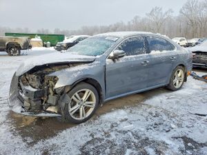 Volkswagen Passat SE 2 L 4 2015