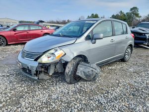 Nissan Versa S 1.8L 4 2009
