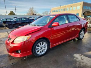 Toyota Corolla BASE 1.8L 4 2010
