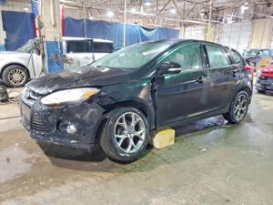 Ford Focus SE 2.0L 4 2014