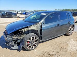 Volkswagen Golf 2.0L 4 2013