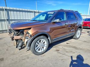 Ford Explorer XLT 3.5L 6 2012