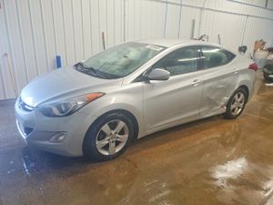 Hyundai Elantra GLS 1.8L 4 2013