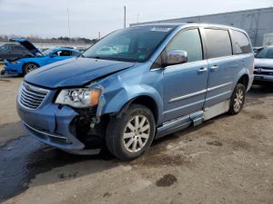 Chrysler Town & Country TOURING L 3.6L 6 2011