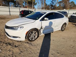 Chrysler 200 LIMITED 2.4L 4 2015