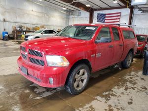 RAM 1500 ST 5.7L 8 2014