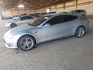 Tesla Model S 85 2015