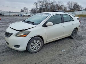 Toyota Yaris 1.5L 4 2012