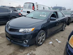Toyota Camry SE 3.5L 6 2013