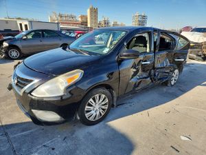 Nissan Versa S 1.6L 4 2015