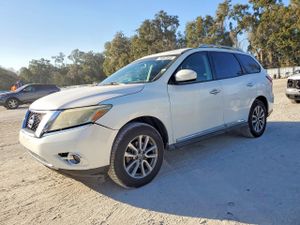 Nissan Pathfinder S 3.5L 6 2013