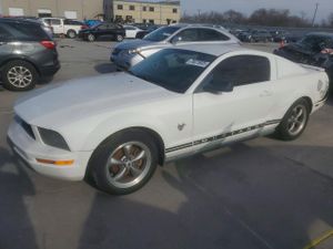 Ford Mustang 4.0L 6 2009