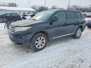 Toyota Highlander BASE 2.7L 4 2011