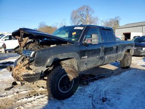 Chevrolet Silverado 1500 K2500 6.0L 8 2004