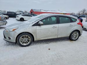 Ford Focus SE 2.0L 4 2014