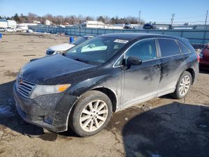 Toyota Venza LE 2.7L 4 2012