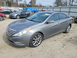Hyundai Sonata SE 2.0L 4 2013