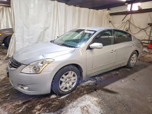 Nissan Altima BASE 2.5L 4 2010