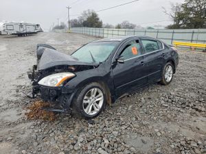 Nissan Altima SR 3.5L 6 2012