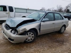 Toyota Corolla CE 1.8L 4 2001
