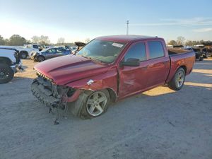 RAM 1500 ST 5.7L 8 2014