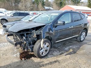 Nissan Rogue S 2.5L 4 2013