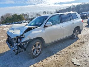 Toyota Highlander LIMITED 3.5L 6 2013