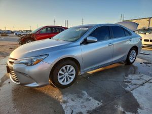 Toyota Camry LE 2.5L 4 2015
