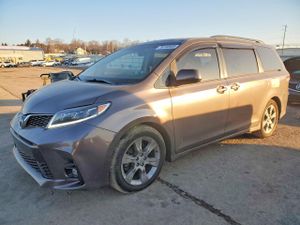 Toyota Sienna SPORT 3.5L 6 2011