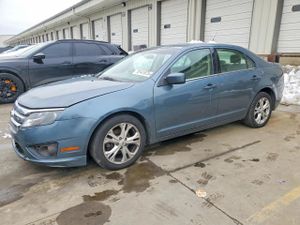 Ford Fusion SE 2.5L 4 2012
