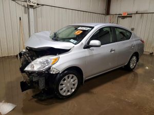 Nissan Versa S 1.6L 4 2012