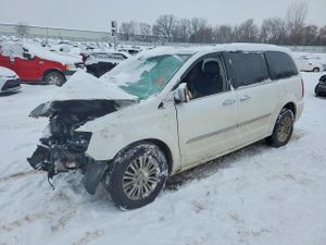 Chrysler Town & Country LIMITED PLATINUM 3.6L 6 2015