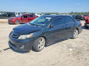 Toyota Corolla BASE 1.8L 4 2013