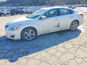 Nissan Altima 2.5L 4 2015