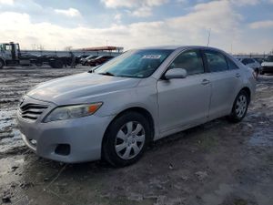 Toyota Camry BASE 2.5L 4 2011