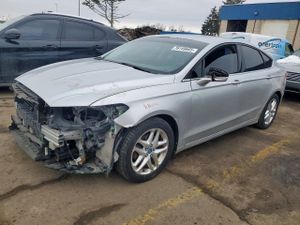 Ford Fusion SE 2.5L 4 2013