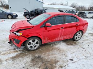Chevrolet Aveo (Sonic) LTZ 1.8L 4 2013