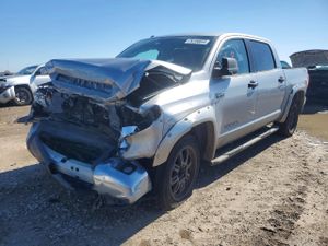 Toyota Tundra CREWMAX SR5 5.7L 8 2014