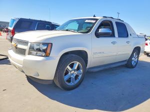 Chevrolet Avalanche LTZ 5.3L 8 2013