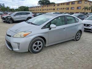 Toyota Prius 1.8L 4 2012