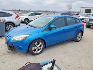 Ford Focus SE 2.0L 4 2013