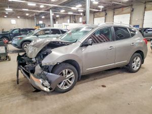 Nissan Rogue S 2.5L 4 2013