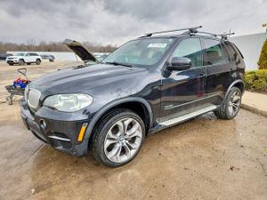 BMW X5 XDRIVE50I 4.4L 8 2013