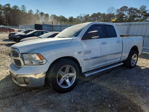 RAM 1500 SLT 5.7L 8 2013