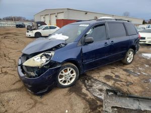 Toyota Sienna LE 3.3L 6 2006