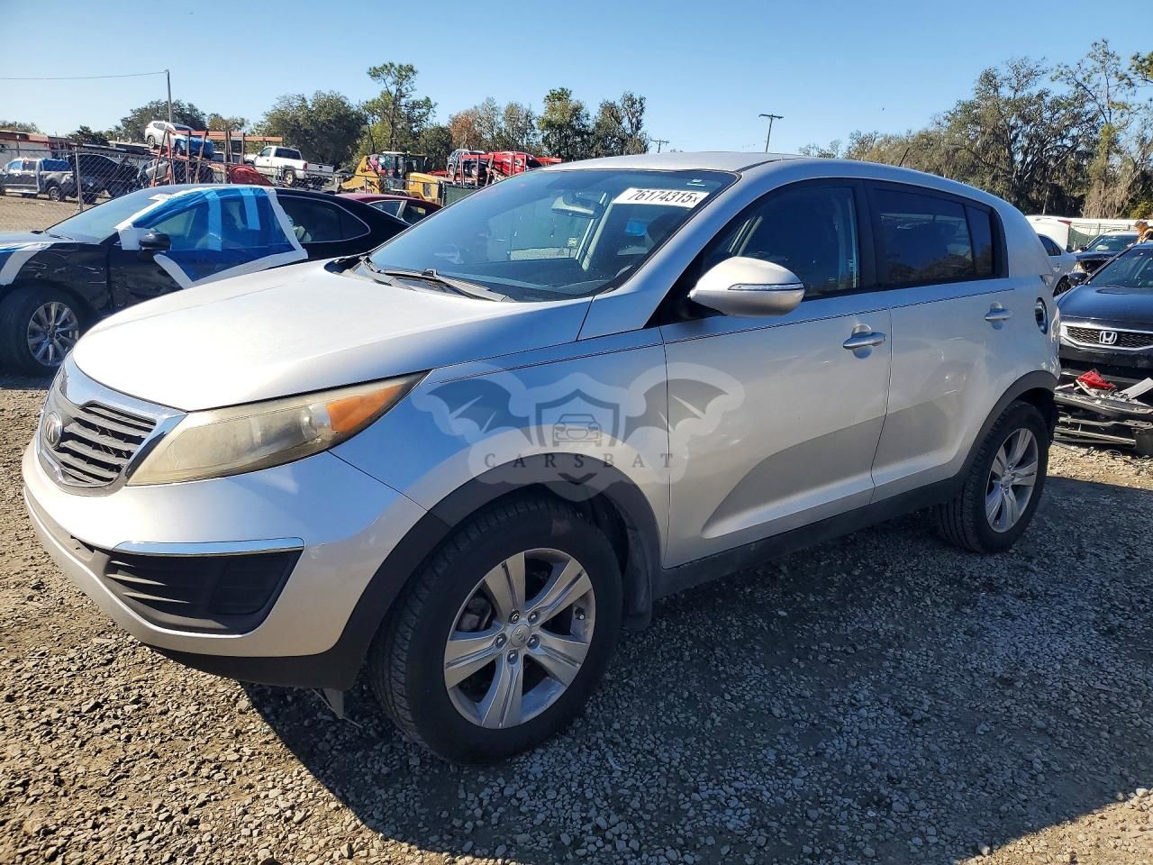 Kia Spectra BASE 2.4L 4 2013
