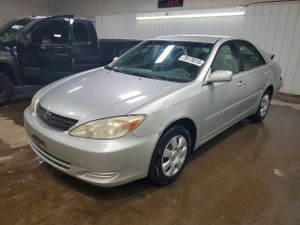 Toyota Camry LE 2.4L 4 2004